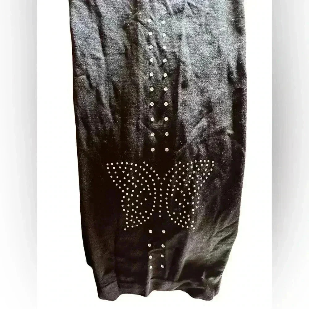 Maternity one size butterfly black stretchy capris with rhinestones.‎